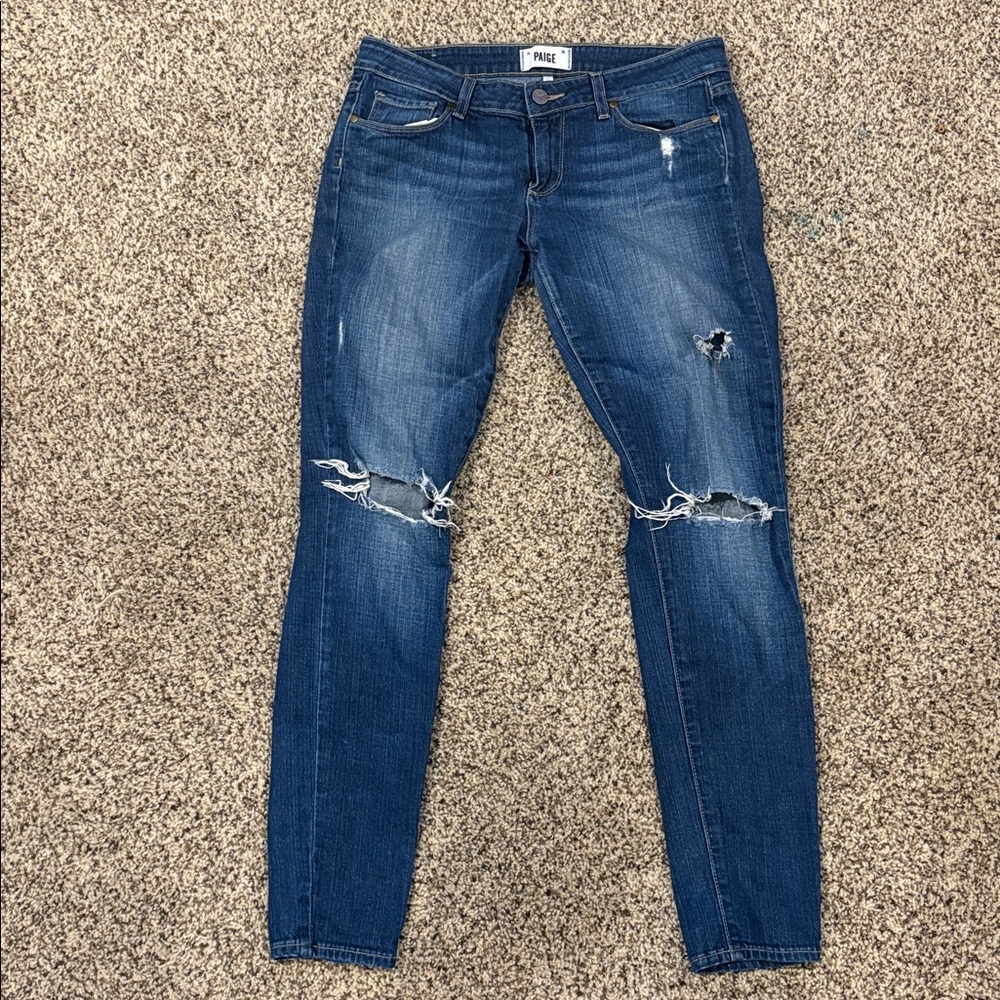 PAIGE Distressed Verdugo Ultra Skinny Size 29